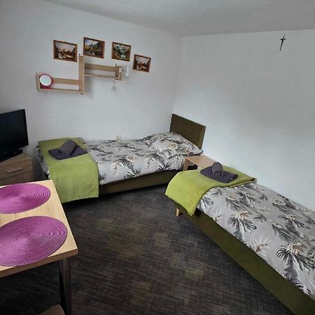 Akacja Pokoje Z Lazienkami Apartment Ustka Ngoại thất bức ảnh